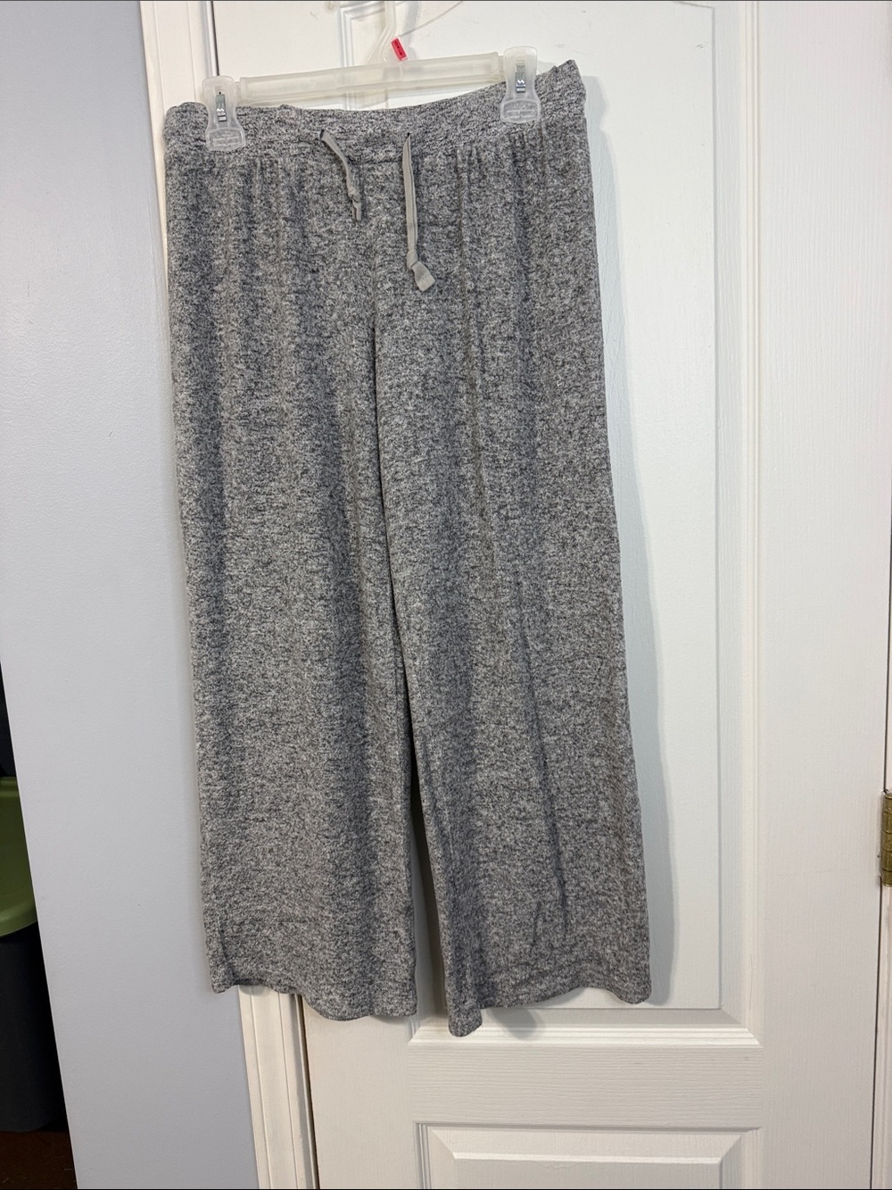 Women’s soft surroundings wide leg lounge pants size medium.